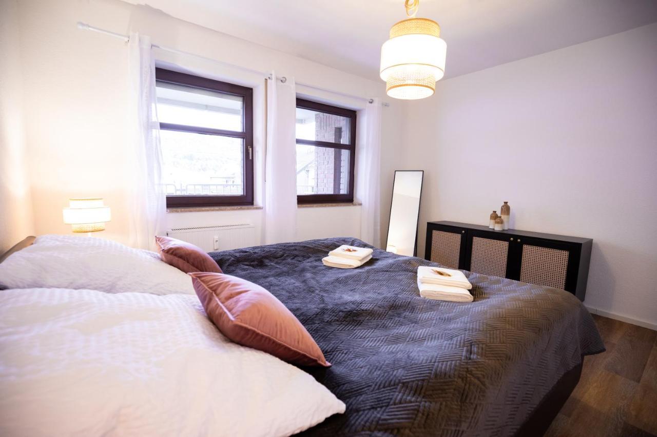 Design-Ferienwohnung In Bad Neuenahr: Platz Fuer 4, Kueche, Wifi, Netflix 外观 照片